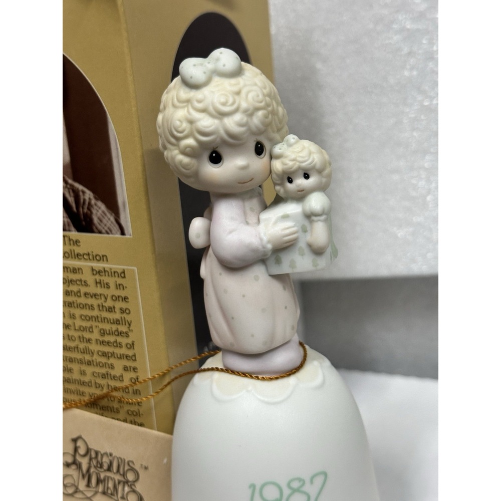 Precious Moments "Love Is‎ The Best Gift Of All" 1987 Figurine Bisque Bell - Picture 8 of 8